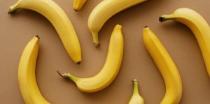 Banana Benefits: केले खाने के इतने सारे फ़ायदे जानकर चौंक जायेंगे आप !