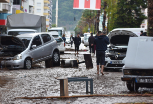 Heavy rain affacted daily life in Turkiye