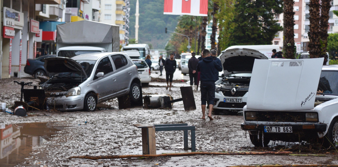 Heavy rain affacted daily life in Turkiye